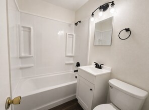 521 E 25th St in San Angelo, TX - Building Photo - Building Photo