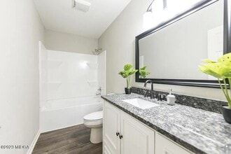 379 Rogers Ave in Macon, GA - Building Photo - Building Photo