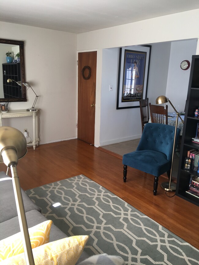 1219 Parker St, Unit B in Berkeley, CA - Foto de edificio - Building Photo