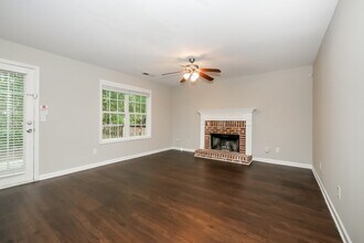 965 Revere Way in Hampton, GA - Building Photo - Building Photo