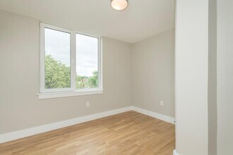 333 Harvard St, Unit 5 in Cambridge, MA - Building Photo - Building Photo