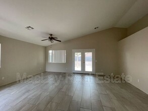 16125 W Morning Glory St in Goodyear, AZ - Building Photo - Building Photo