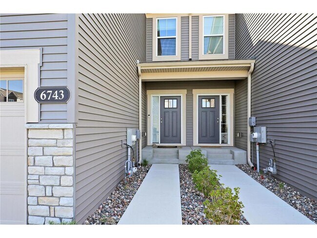 6743 Bluestem Wy in Minnetrista, MN - Building Photo - Building Photo