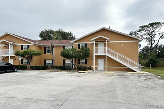 4450 E Windmill Dr in Inverness, FL - Building Photo - Building Photo