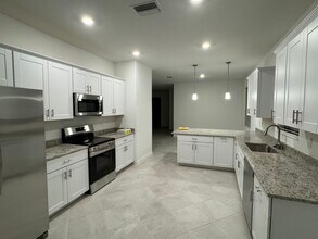 16851 Cayo Key Dr in Port Charlotte, FL - Building Photo - Building Photo