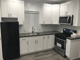 6043 Wilkinson Ave, Unit 1