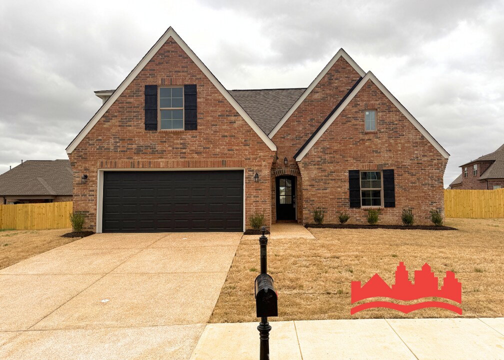 7579 Bridalbrook Ln in Memphis, TN - Building Photo