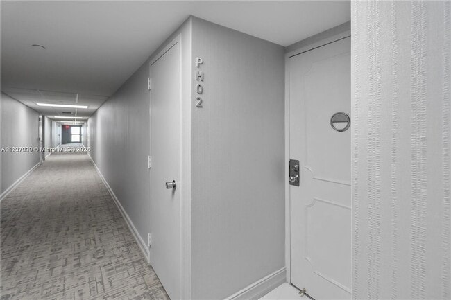4750 S Ocean Blvd, Unit PH2 in Highland Beach, FL - Building Photo - Building Photo