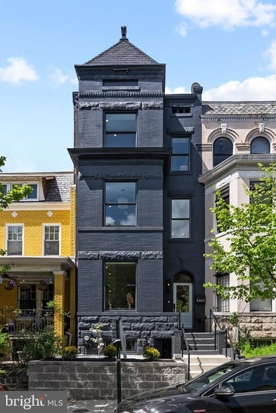 property at 2460 Ontario Rd NW