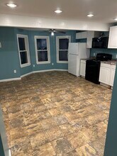 150 Maplewood Ave, Unit 2 in Gloucester, MA - Building Photo - Building Photo