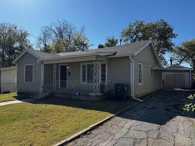 1813 Travis St in Waco, TX - Building Photo - Building Photo