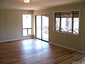 230 Riverview Dr in Fairfield Bay, AR - Building Photo - Building Photo