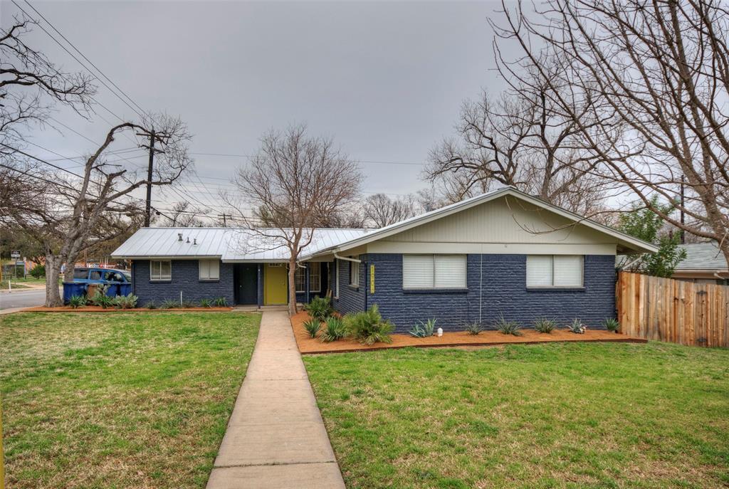 1906 Blue Crest Dr in Austin, TX - Building Photo