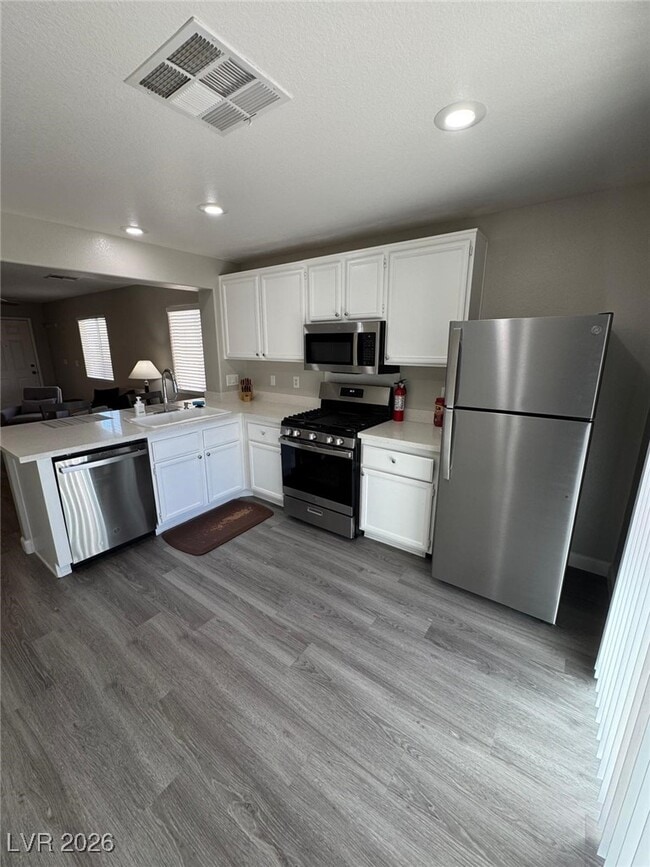 2050 Towering Pines St