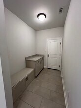 9922 Stratford Dr in Denham Springs, LA - Building Photo - Building Photo