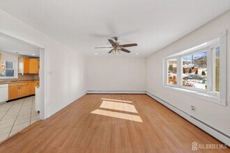 691 Cook Ave in South Amboy, NJ - Building Photo - Building Photo