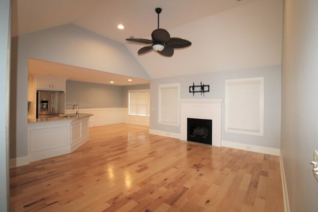 2930 S Wise Dr in Sumter, SC - Building Photo - Building Photo