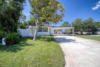 5670 10th Ave N in St. Petersburg, FL - Building Photo - Building Photo