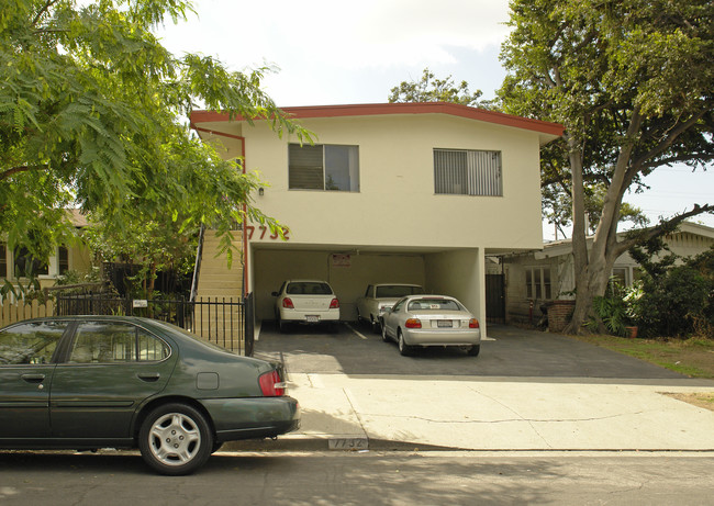 7732 N Norton Ave in Los Angeles, CA - Building Photo - Building Photo