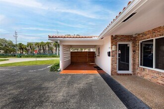 2601 NE 34th St in Fort Lauderdale, FL - Building Photo - Building Photo
