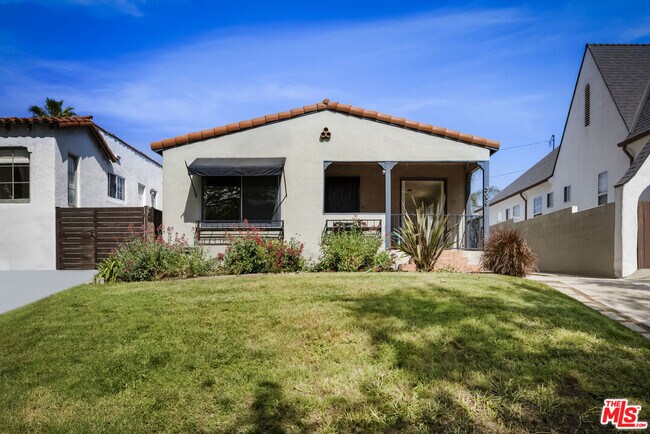 3659 Glenfeliz Blvd in Los Angeles, CA - Building Photo - Building Photo