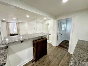 814 Greensburg Pike in East Pittsburgh, PA - Building Photo - Building Photo