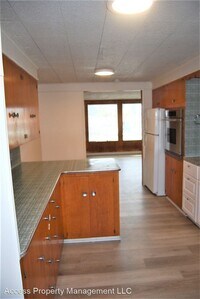 713 E Hancock St photo'