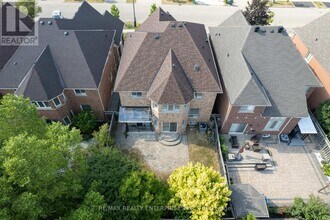 3256 Escada Dr in Mississauga, ON - Building Photo - Building Photo