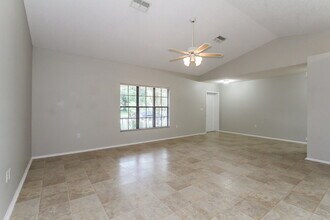 3116 50th Ave Dr E in Bradenton, FL - Building Photo - Building Photo