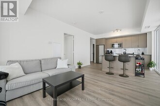 8960 Jane St in Vaughan, ON - Building Photo - Building Photo