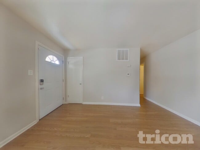 1001 Akard Dr in Reno, NV - Building Photo - Building Photo