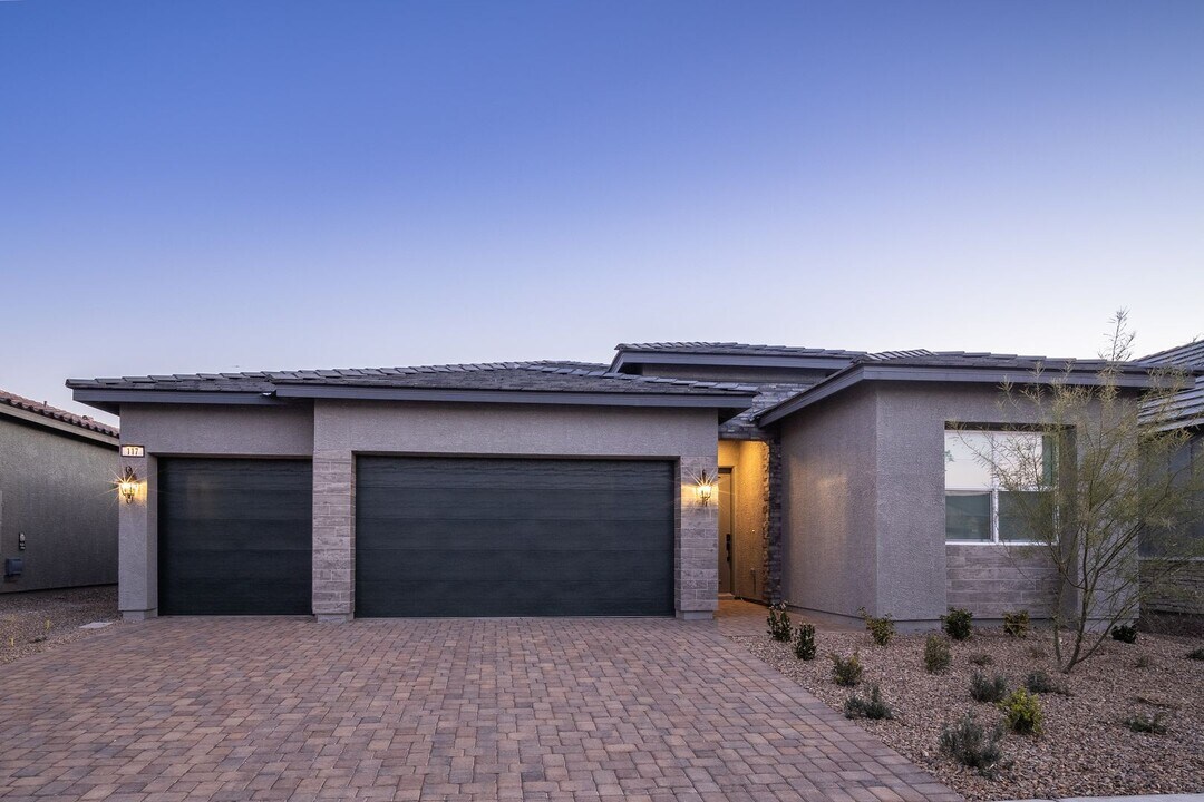 117 Brixton Ave in Henderson, NV - Building Photo