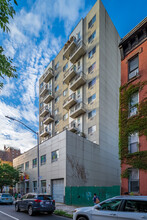 Baltic Tower in Brooklyn, NY - Foto de edificio - Building Photo