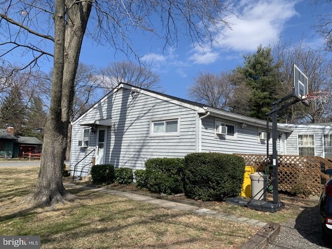115 2nd Ave N in Glen Burnie, MD - Building Photo - Building Photo