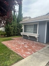 430 Silvertail Pl in Tracy, CA - Foto de edificio - Building Photo