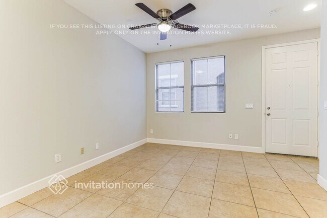 451 S Hawes Rd in Mesa, AZ - Building Photo - Building Photo