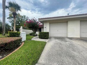 18302 Aintree Ct in Tampa, FL - Building Photo - Building Photo