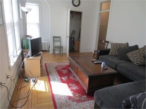 2711 Aldrich Ave S-Unit -2711 in Minneapolis, MN - Building Photo - Building Photo