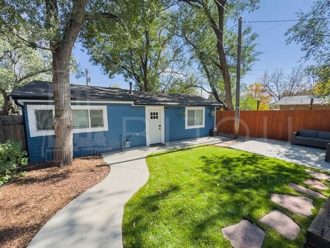 917 Bennett Ln in Colorado Springs, CO - Building Photo - Building Photo