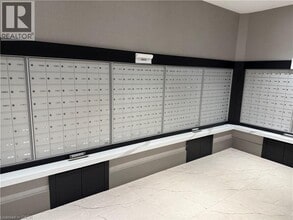 55 Duke St W in Kitchener, ON - Building Photo - Building Photo