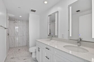 350 W Hidden Valley Blvd in Boca Raton, FL - Building Photo - Building Photo