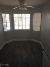 6401 Fresh Meadows Ln in Las Vegas, NV - Building Photo - Building Photo