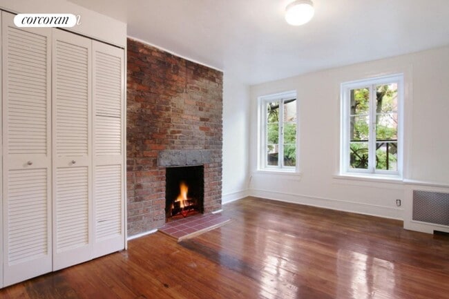 property at 7 Minetta St