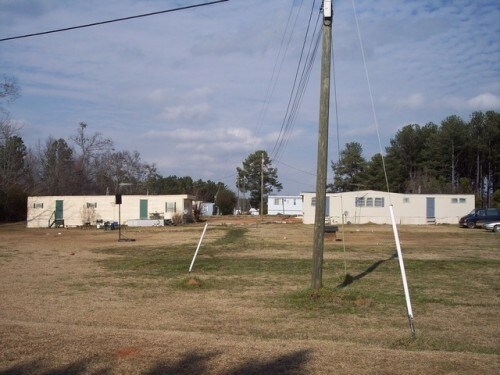 140 Sheri Lynn Ln in Greenville, GA - Foto de edificio
