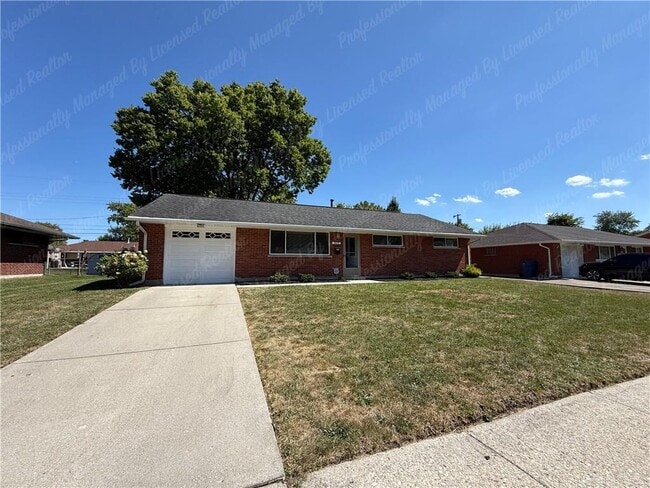 5678 Tomberg St in Huber Heights, OH - Building Photo - Building Photo