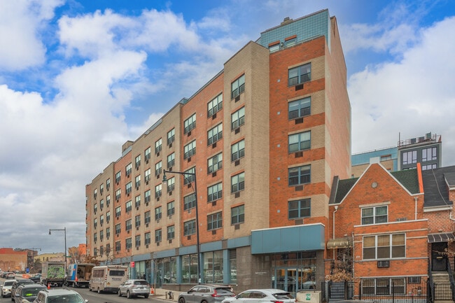 Bushwick Gardens in Brooklyn, NY - Foto de edificio - Building Photo