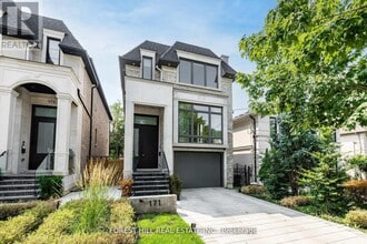 171 Elmwood Ave in Toronto, ON - Building Photo - Building Photo