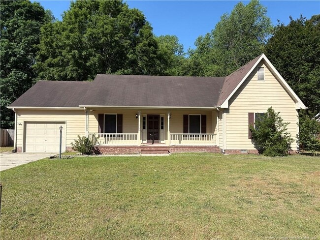 6160 Lakeway Dr in Fayetteville, NC - Foto de edificio - Building Photo