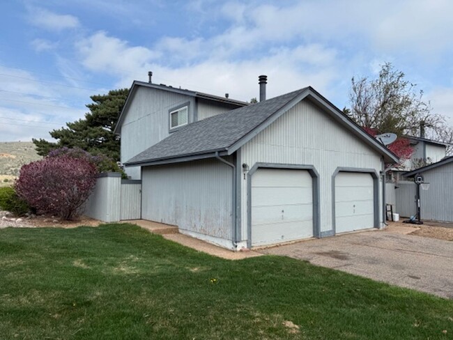 property at 3050 W Stuart St