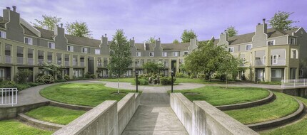 600 NW Island Terrace in Beaverton, OR - Building Photo - Building Photo